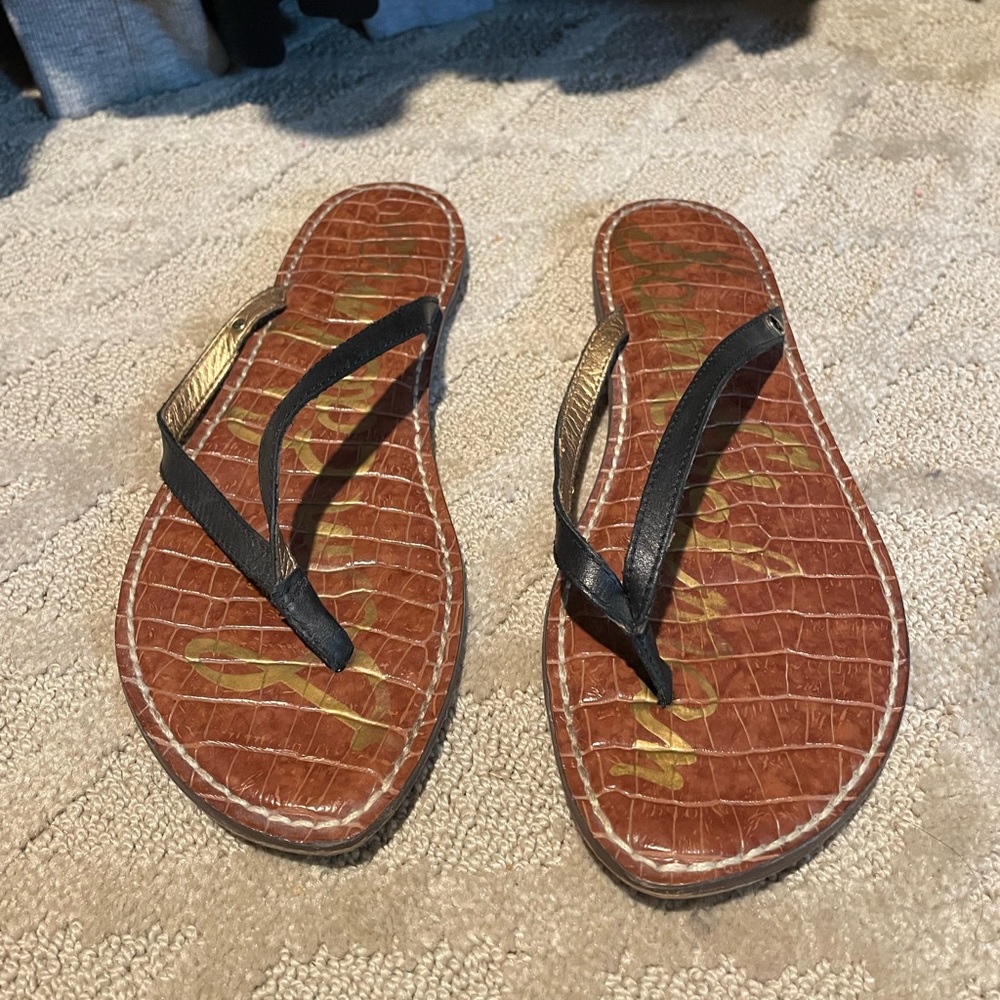 EUC Sam Edelman Black Leather Flip Flops
